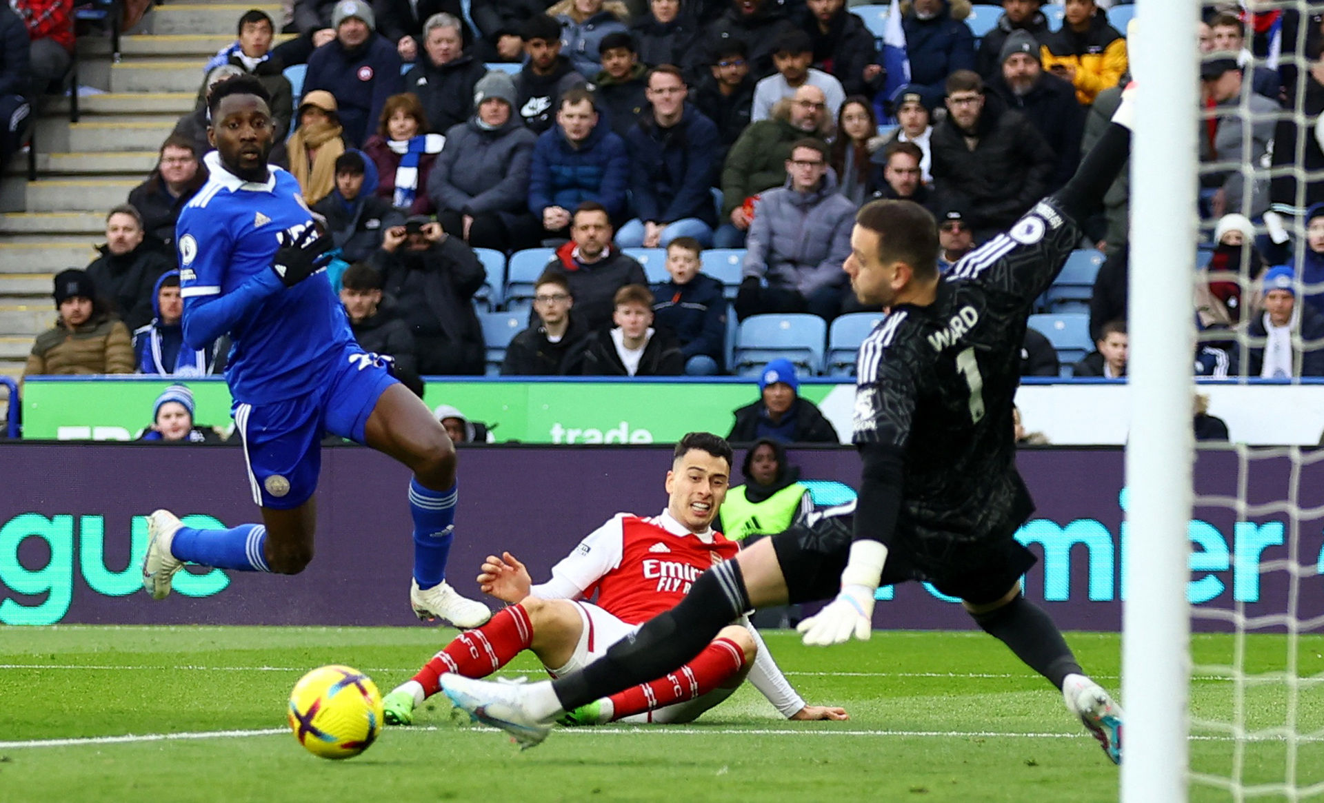 展示了激烈 展示了激烈